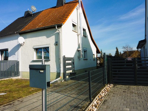 Einfamilienhaus (DHH) Weißenfels — Außenansicht